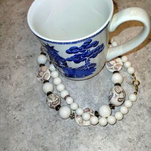 Vintage Japan Necklace ceramic beads white, pink, light blue paisley design